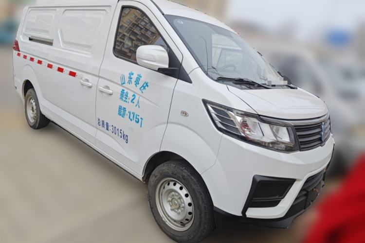 Used BAIC Ruixiang Boteng V2 EV 2022 Enclosed Van Standard Type Henan Lithium Battery Front Right 45 Deg
