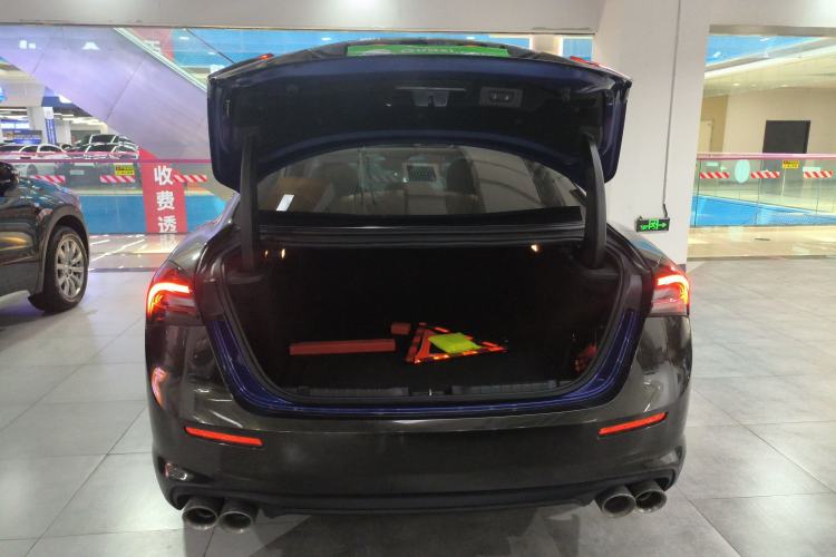 Used Maserati Ghibli 2021 2.0T Sharp Edition
