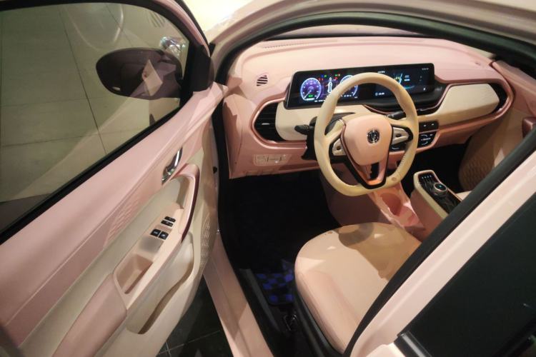 Used CHANGAN OSHAN Benni E-Star 2022 Charming Edition Colorful Model Lithium Iron Phosphate
