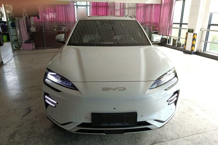 Used BYD Song PLUS New Energy 2024 Honor Edition EV 605km Flagship PLUS Front