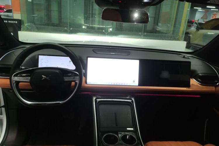 Used XPeng G9 2022 702 Pro Center Console