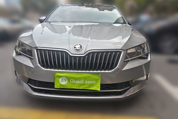 Used Skoda Superb 2016 TSI330 DSG Innovation Edition
