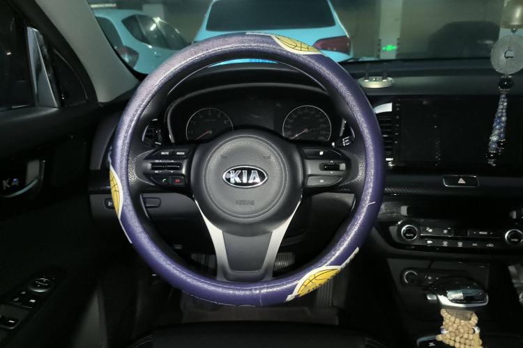 Used Kia K4 2014 1.8L Automatic GLS Steering Wheel