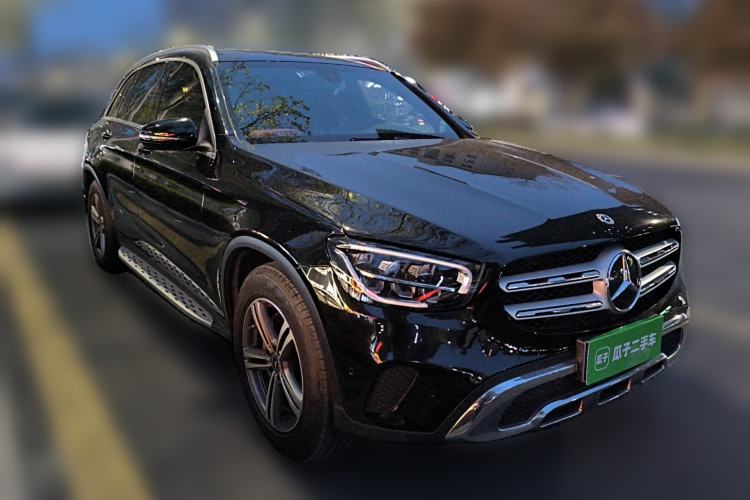 Used Mercedes-Benz GLC 2021 GLC 260 L 4MATIC Dynamic Edition Front Right 45 Deg