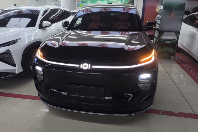 Used CHANGAN NEVO Q07 2025 215 Flagship PLUS Front