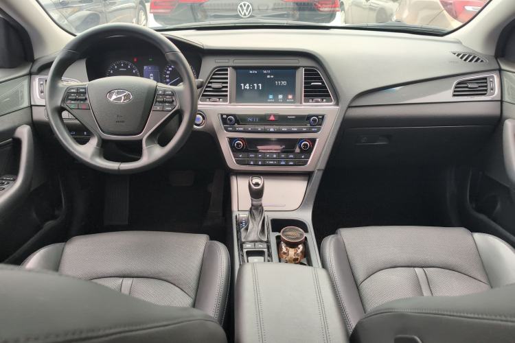 Used Hyundai Sonata 2017 2.4L DLX Premium Model