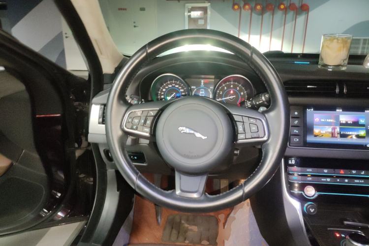 Used Jaguar XFL 2017 XFL 2.0T 200PS Luxury Edition