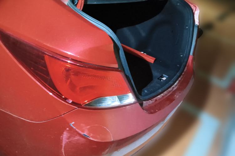 Used Hyundai Verna (older generation) 2014 1.4L Automatic Smart GLS Trunk