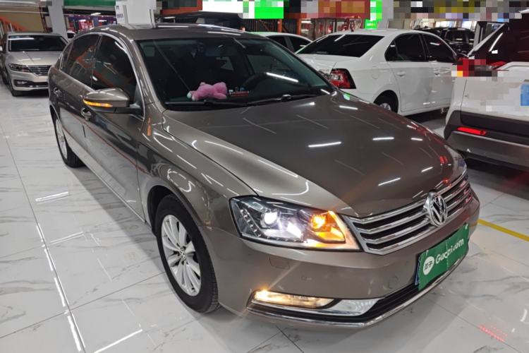 Used Volkswagen Magotan 2015 Facelift 1.8TSI Luxury Model Exterior 1