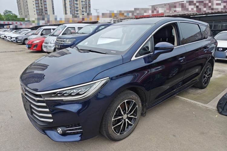Used BYD Song MAX 2017 1.5T Manual Smart Connect Luxury 7-Seater