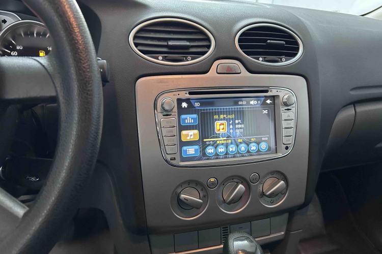 Used Ford Focus 2013 Hatchback Classic 1.8L Automatic Base Model Audio And AC Panel