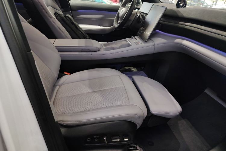 Used Nio EC6 2024 75 kWh
