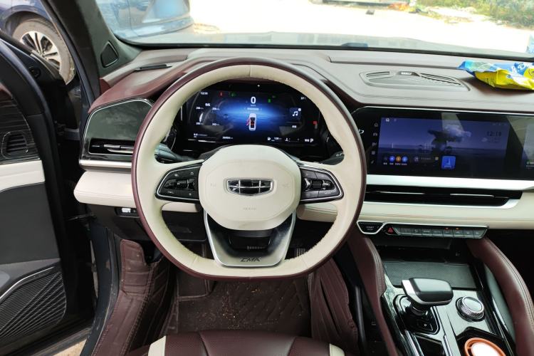 Used Geely Auto Monjaro L 2024 2.0TD High-Power Automatic Two-Wheel Drive Yunqi Version Steering Wheel