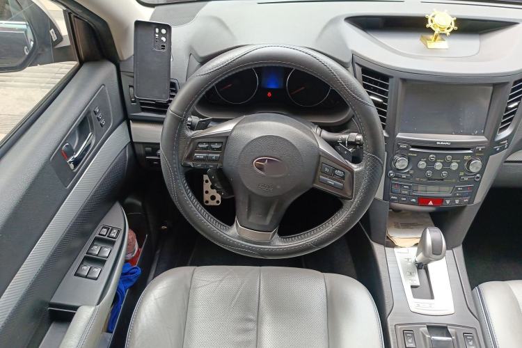 Used Subaru Outback 2014 2.5i Yashang Deluxe Edition
