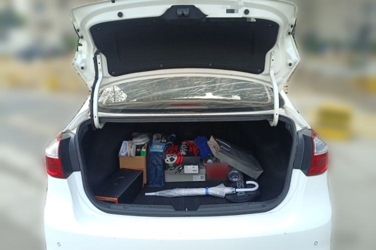 Used Kia K3 2016 1.6L Automatic GLS
