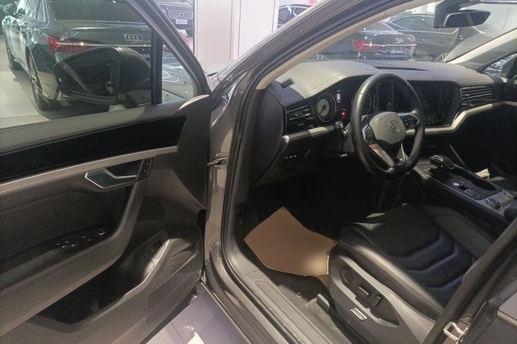 Used Volkswagen Touareg 2021 2.0 TSI Flagship Special Edition