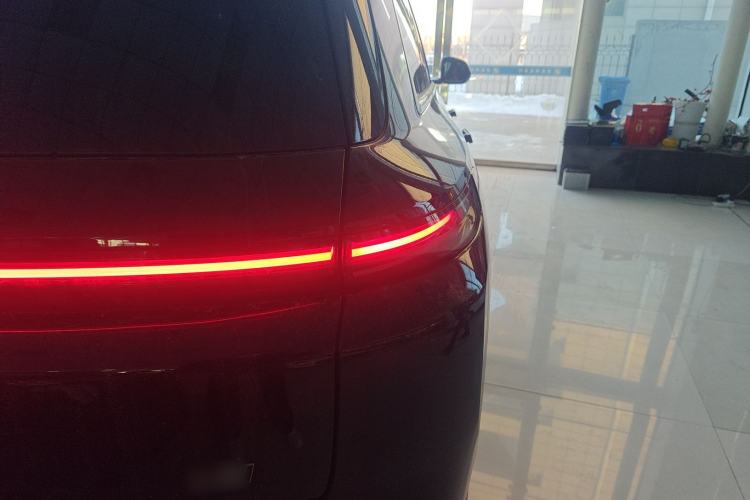 Used Li Auto L8 2023 Pro Model
