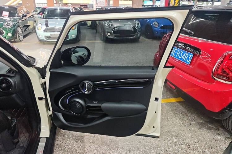 Used MINI MINI 2022 2.0T COOPER S Artist Five-Door Edition