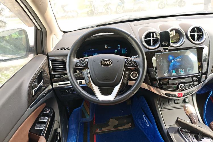 Used BYD S7 2016 2.0T Automatic Flagship Plus

