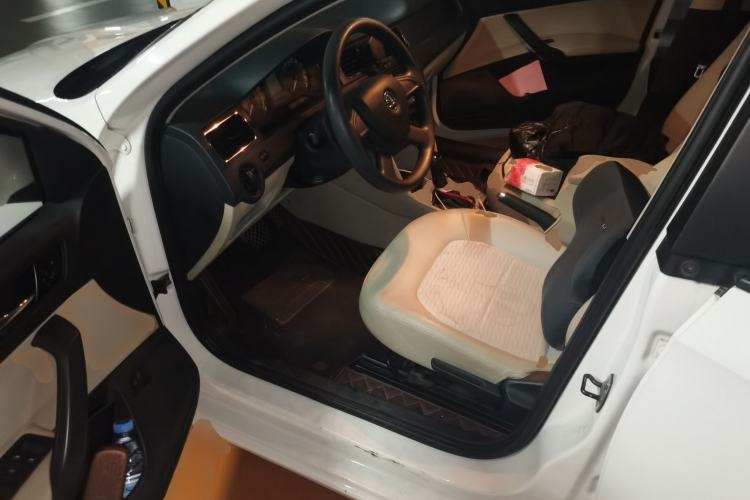 Used Skoda Rapid 2013 1.6L Automatic Smart Selection Model