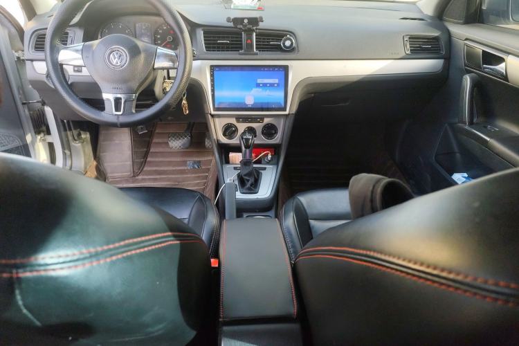 Used Volkswagen Lavida 2013 1.6L Automatic Fashion Edition
