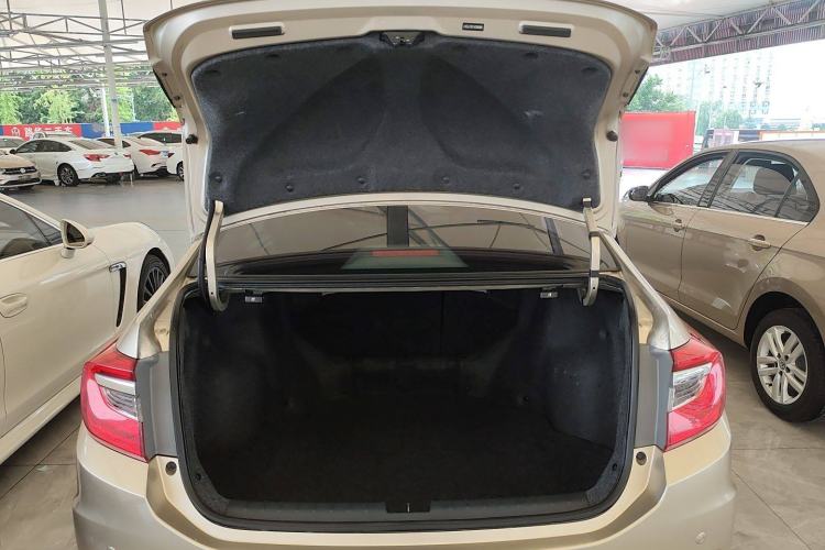 Used Honda Crider 2016 1.8L CVT Luxury Edition
