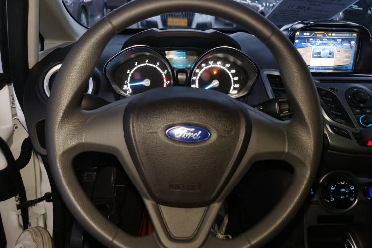 Used Ford Fiesta 2013 Hatchback 1.5L Automatic Fashion Edition