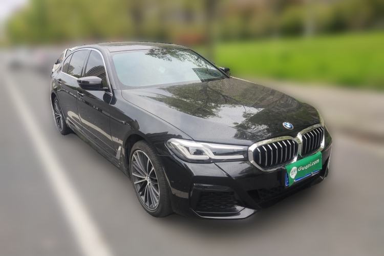 Used BMW 5 Series 2023 530Li Leading Model M Sport Package Front Right 45 Deg