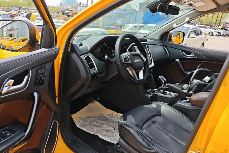 Used JMC Yuhu EV 2022 4x2 LX JX1032PSEF5BEV Driver Seat