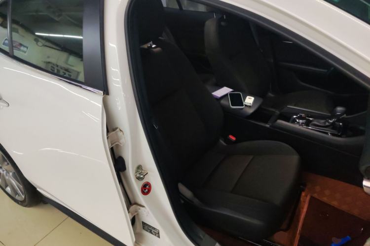 Used Mazda 3 Axela 2023 2.0L Automatic ZhiXuan Edition
