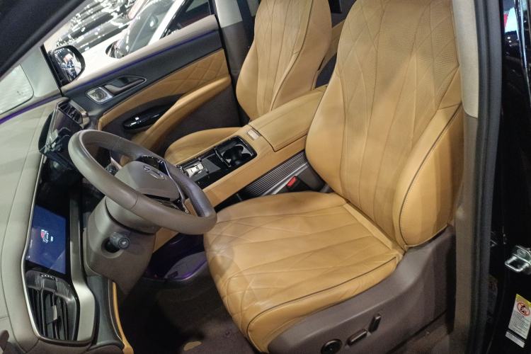 Used Denza D9 2022 DM-i 970 Four-Wheel Drive Flagship Model