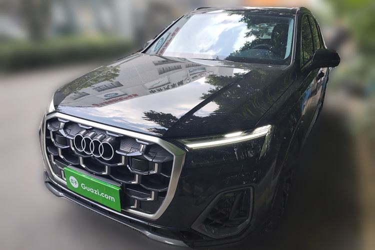 Used Audi Q7 2024 55 TFSI quattro S line Sport model