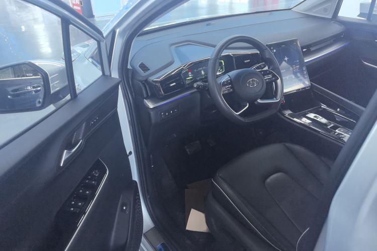 Used Hyundai Custo 2024 270TGDi TOP Smart Luxury Flagship Edition
