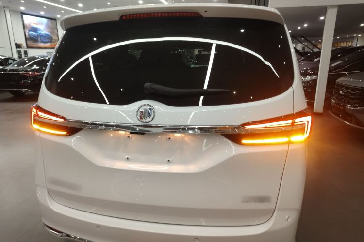 Used Buick GL8 2021 Land Cruiser Executive Class 652T Smart Luxury Model