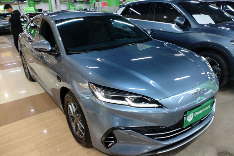 Used BYD Seal 06 New Energy 2025 DM-i Smart Drive 80KM Luxury Model Front Right 45 Deg