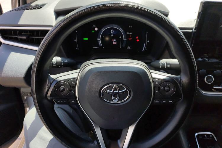 Used Toyota Corolla 2023 1.8L Smart Electric Hybrid Dual-Motor Pioneer Edition Steering Wheel