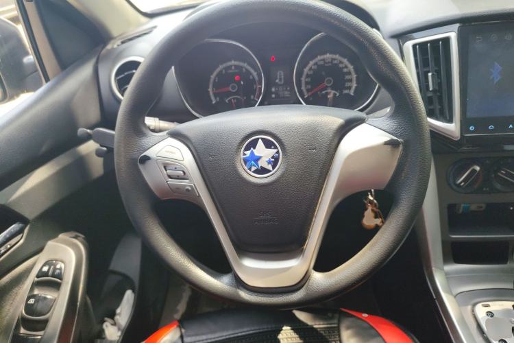 Used Venucia T70 2015 2.0L CVT Smart Choice Edition