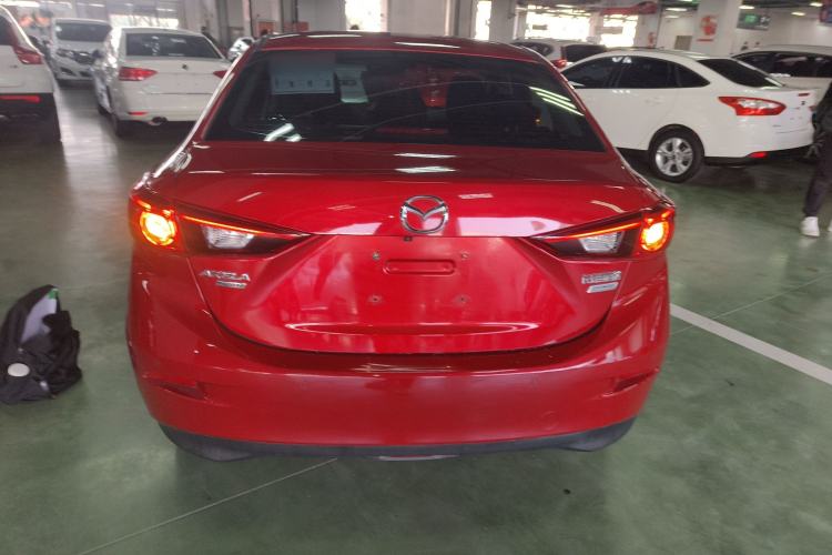 Used Mazda Mazda 3 Axela 2017 Sedan 1.5L Automatic Luxury Model Emission Standard China V
