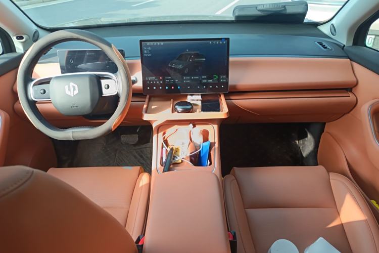 Used Leapmotor C10 2026 605 LiDAR Version Center Console