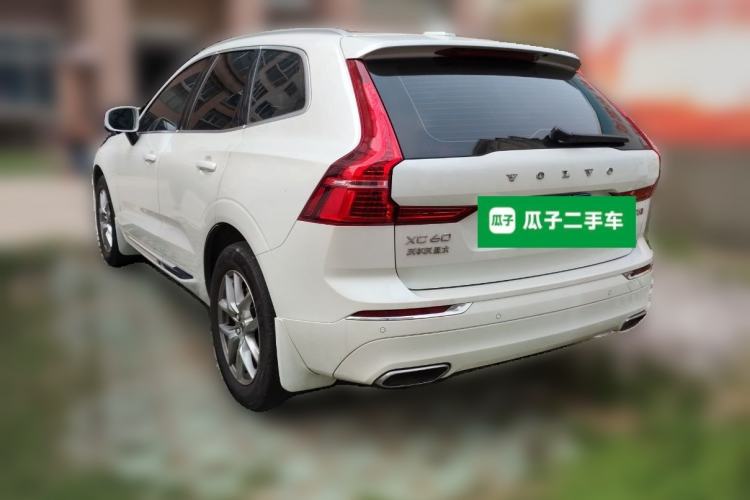 Used Volvo XC60 2021 T5 4x4 Smart Luxury Edition Rear Left 45 Deg