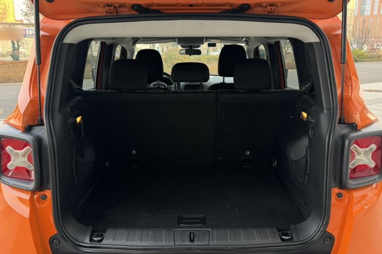 Used Jeep Renegade 2017 180T Manual Kinetic Edition