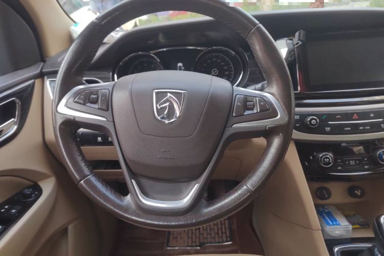 Used Baojun 730 2016 1.5L Manual Luxury Edition 7 Seats
