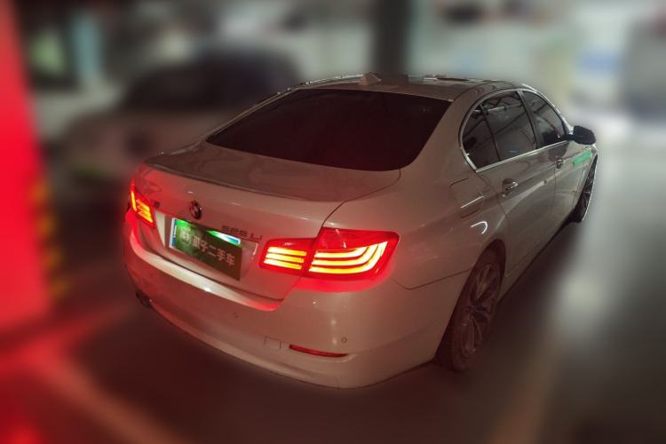 Used BMW 5 Series 2017 528Li Leading Model
