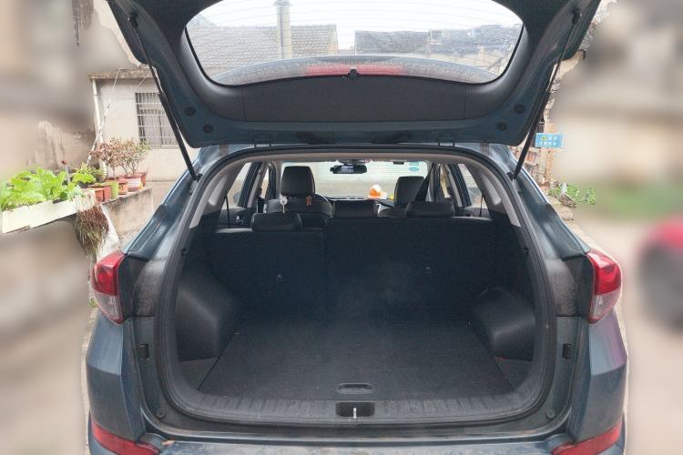 Used Hyundai Tucson 2015 1.6T Dual-Clutch Two-Wheel-Drive Smart Model
