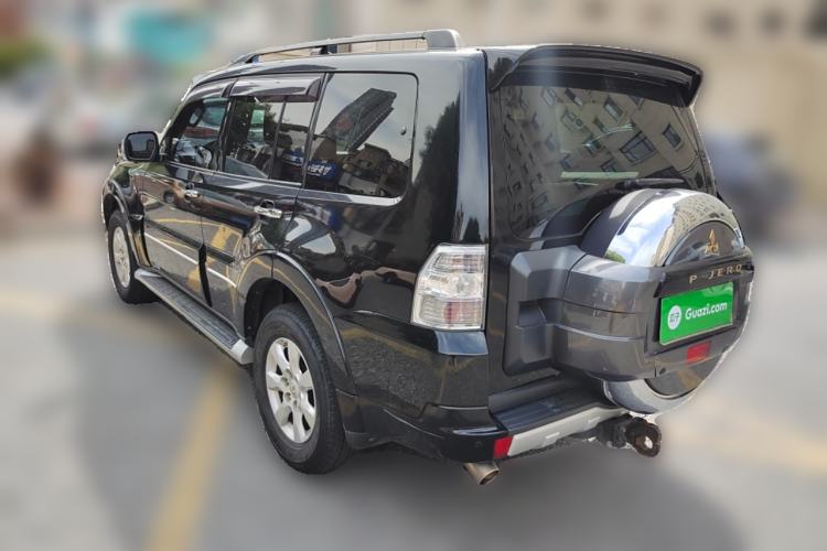 Used Mitsubishi Pajero 2016 3.0L Automatic Prestige Version China IV Standard