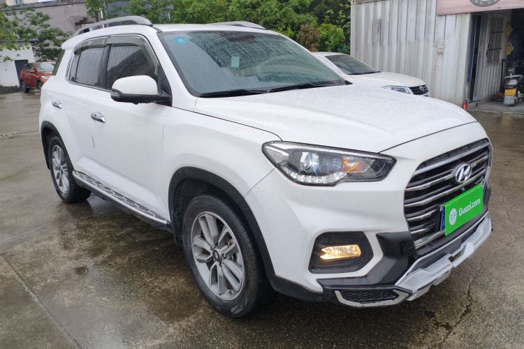 Used Hyundai ix35 2019 2.0L Automatic 2WD Zhiyong·Changxiang Edition China V Standard Front Right 45 Deg