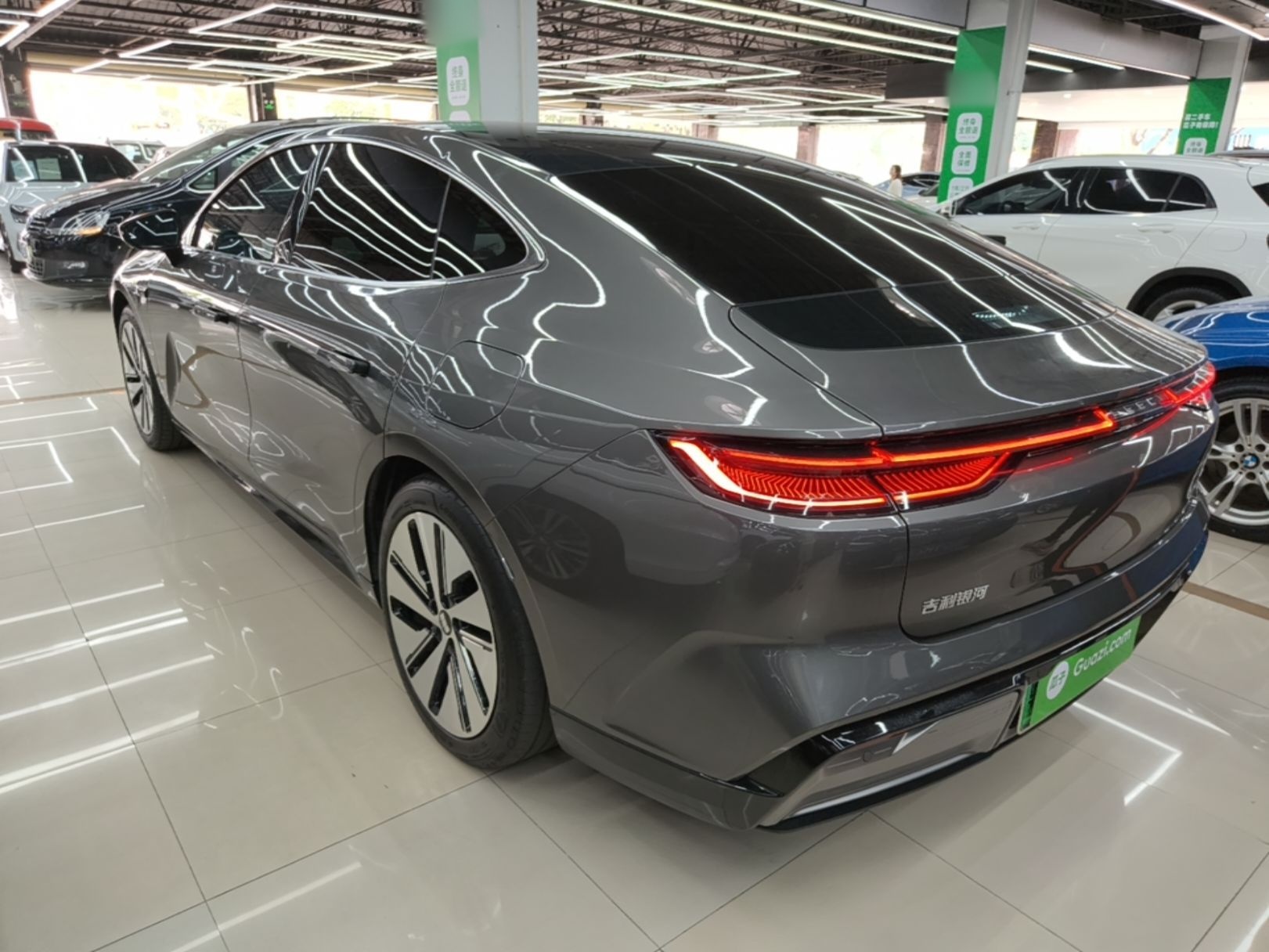 Geely Galaxy E8 2024 665 km Range Rear-Drive Starship Long-Range Version — снимка 4