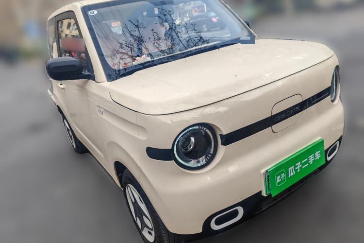 Used Geely Galaxy Panda 2025 210 km – Yuanqi Bear Front Right 45 Deg