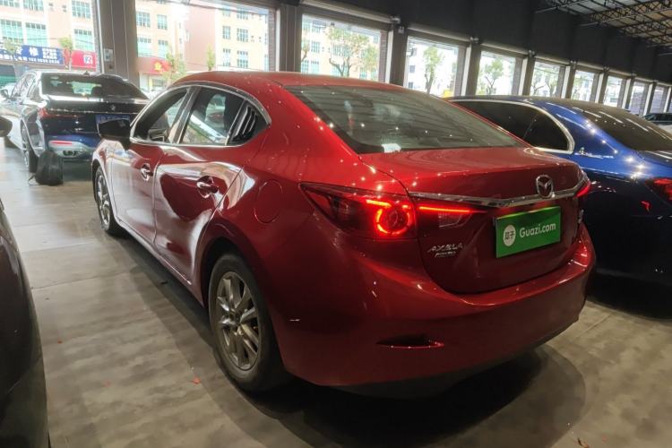 Used Mazda Mazda 3 Axela 2019 Cloud-Controlled Sedan 1.5L Automatic Luxury Model China VI Standard
