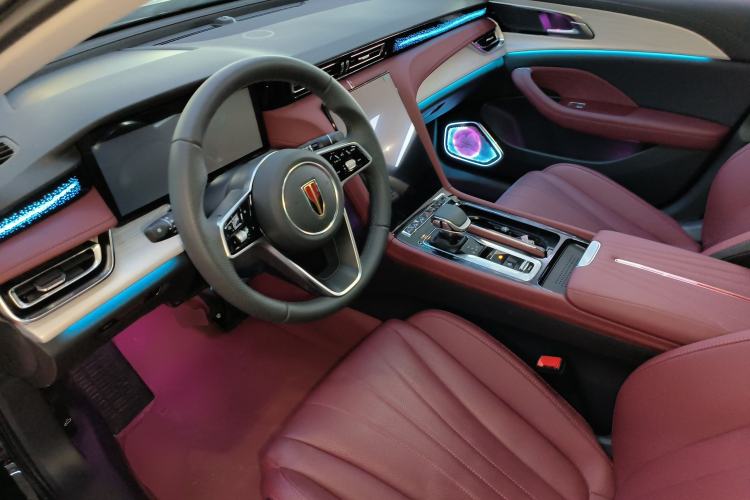 Used Hongqi H5 2025 2.0T Automatic Flag Edition – 500 000 Units Commemorative Version
